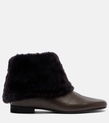 Shearling-lined leather ankle boots | Toteme
