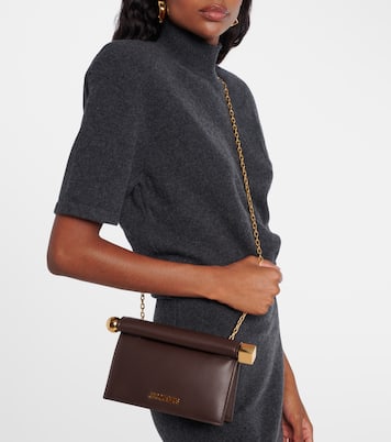 La Pochette Rond Carré Small leather clutch | Jacquemus