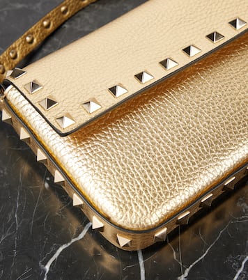 Schultertasche Rockstud Mini aus Metallic-Leder | Valentino Garavani