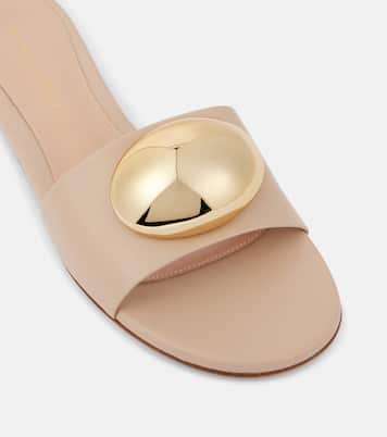 Sandali in pelle con decorazioni | Gianvito Rossi