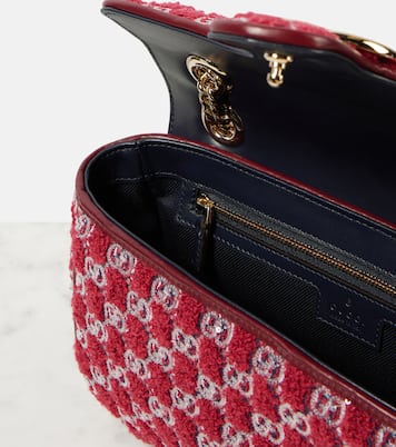 Schultertasche GG Marmont Medium aus Bouclé | Gucci