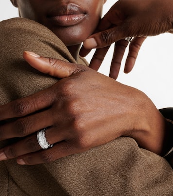 Anello B.zero1 in oro bianco 18kt con diamanti | Bvlgari