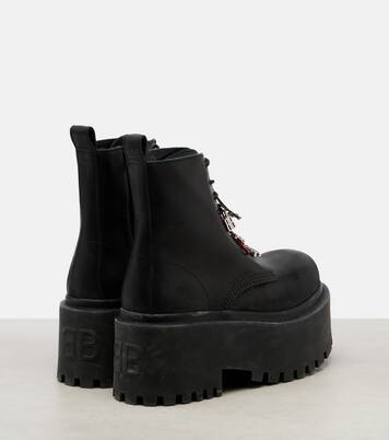 Botas con plataforma de piel adornadas | Balenciaga