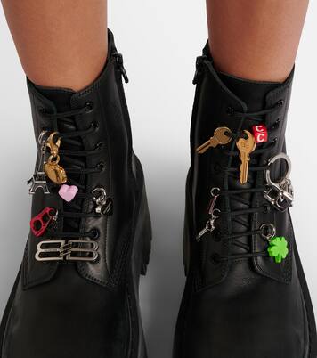 Botas con plataforma de piel adornadas | Balenciaga