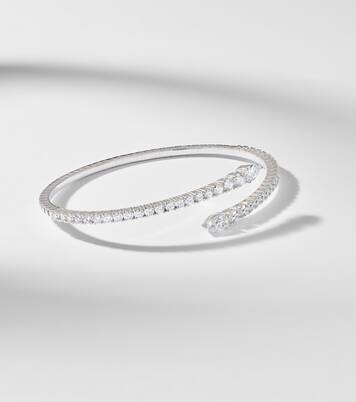 Classics Twist 18kt white gold bangle with diamonds | Bucherer Fine Jewellery