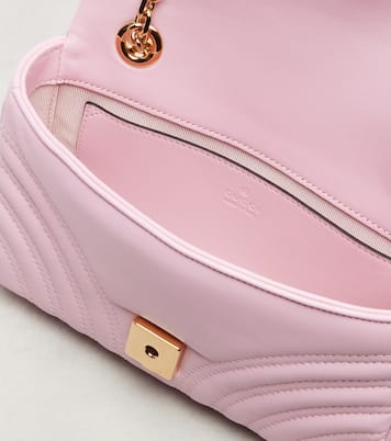 GG Marmont Small leather shoulder bag | Gucci