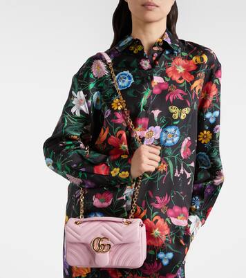 GG Marmont Small leather shoulder bag | Gucci
