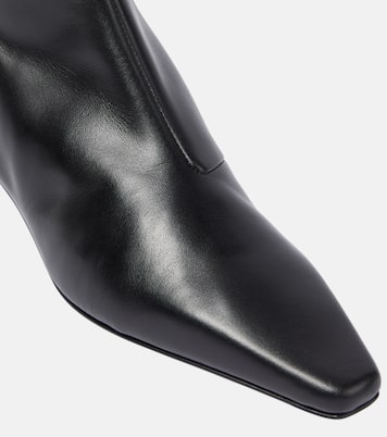 Ankle Boots aus Leder | Toteme