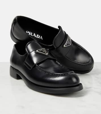 Mocassini in pelle con logo | Prada