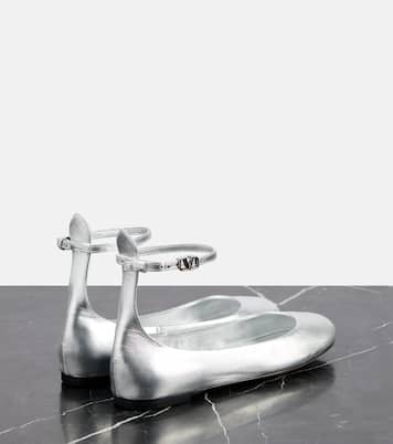 Tan-Go metallic leather ballet flats | Valentino Garavani
