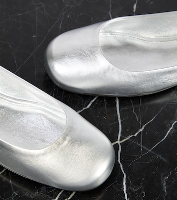 Tan-Go metallic leather ballet flats | Valentino Garavani