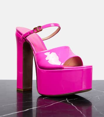 Mules Tan-Go à plateau en cuir verni | Valentino Garavani