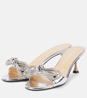 Verzierte Pantoletten Double Bow aus Metallic-Leder | Mach & Mach