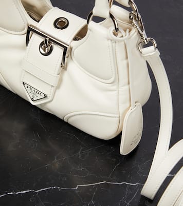 Schultertasche Moon Small aus Leder | Prada