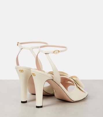 Sandali in pelle con fiocco | Valentino Garavani