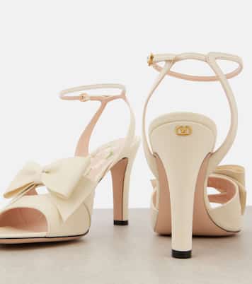 Sandali in pelle con fiocco | Valentino Garavani