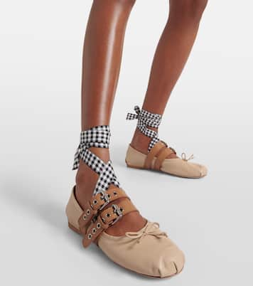 Ballerines en cuir à logo | Miu Miu
