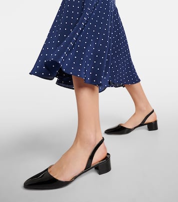 Escarpins Aspro 30 en cuir verni en noir Manolo Blahnik Mytheresa