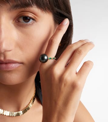 One Of A Kind 18kt gold ring with pearl and emeralds  | Suzanne Kalan