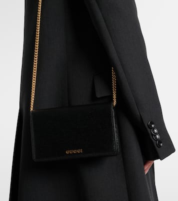 Portemonnaie mit Kettenriemen Gucci Script aus Leder | Gucci
