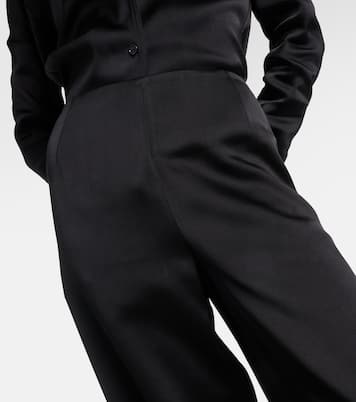 Weite High-Rise-Hose aus Satin | Toteme
