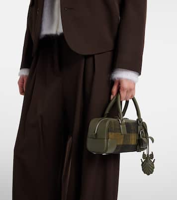 Amazona 23 leather-trimmed tartan tote bag | Loewe