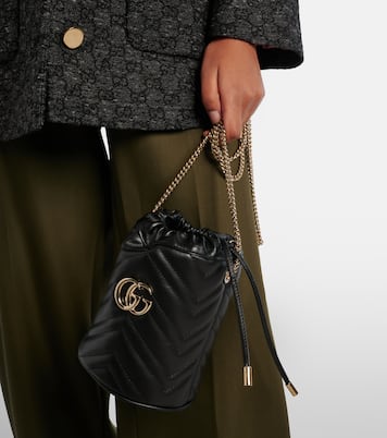 Bolso saco GG Marmont Small de piel | Gucci