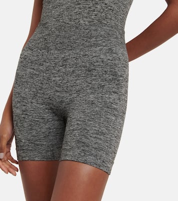 Intuitive tank top and Composed shorts set | Prism²