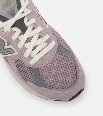 2010 suede and mesh sneakers | New Balance