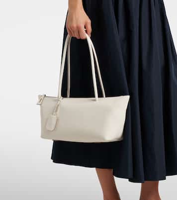Holdall Small leather shoulder bag | Max Mara