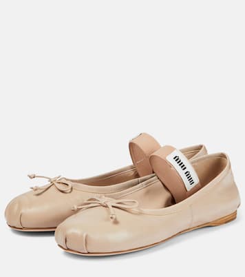 Ballerines en cuir à logo | Miu Miu