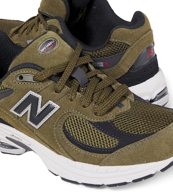 Baskets 2002 Junior en daim et résille | New Balance Kids
