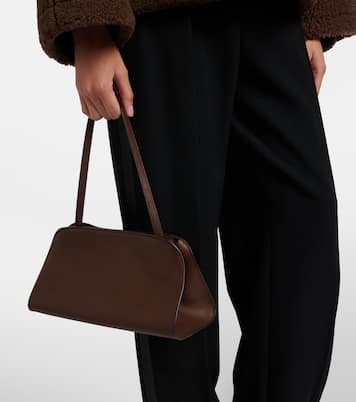 Schultertasche Peggy aus Leder | The Row