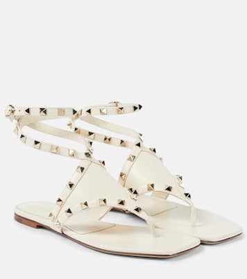Rockstud leather thong sandals  | Valentino Garavani