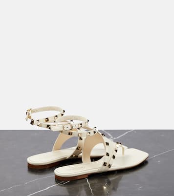 Rockstud leather thong sandals  | Valentino Garavani