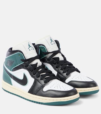 Baskets Air Jordan 1 Mid SE en cuir en blanc Nike Mytheresa