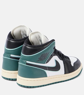 Baskets Air Jordan 1 Mid SE en cuir | Nike