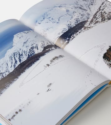 St. Moritz Chic book | Assouline