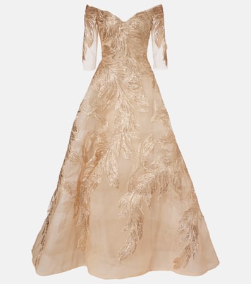 Robe longue brodée en tulle à encolure bardot  | Monique Lhuillier
