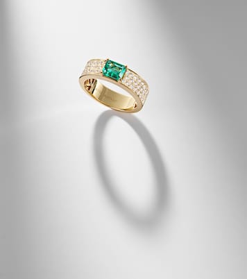 18kt gold ring with emerald and diamonds | Anita Ko