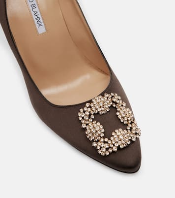 Hangisi 90 embellished satin pumps | Manolo Blahnik