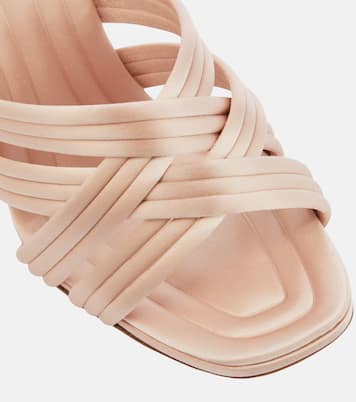 Pantoletten Oahu 95 aus Satin | Aquazzura