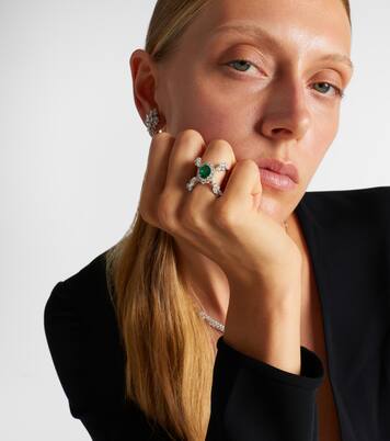 Reign Supreme 18kt white gold ring with diamonds and emeralds | Yeprem