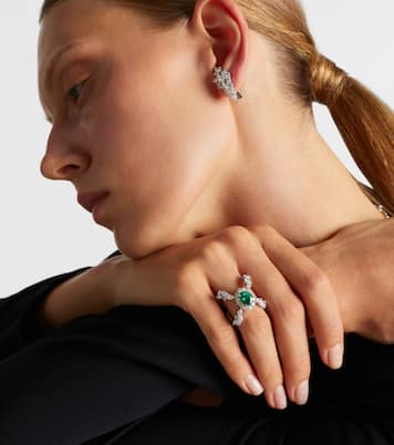 Reign Supreme 18kt white gold ring with diamonds and emeralds | Yeprem