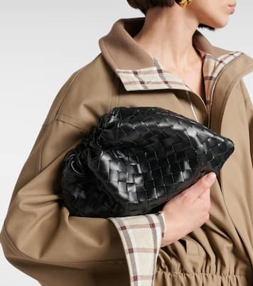 Pochette Dustbag en cuir intrecciato | Bottega Veneta