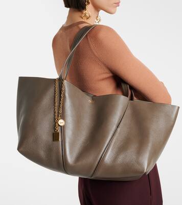 Chloé Spin Medium leather tote bag | Chloé