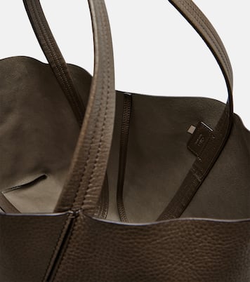 Chloé Spin Medium leather tote bag | Chloé