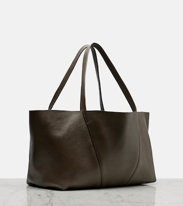 Chloé Spin Medium leather tote bag | Chloé