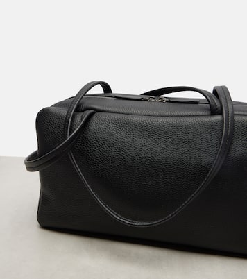 Schultertasche Astra aus Leder | The Row