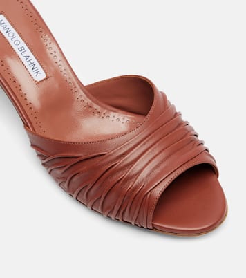 Pantoletten Piruabar aus Leder | Manolo Blahnik
